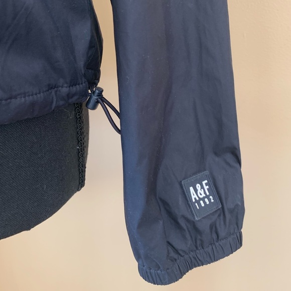 A&F Windbreaker jacket - Picture 3 of 5